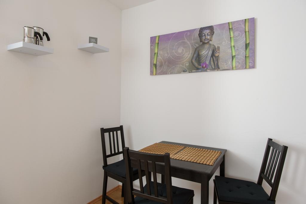 1180 Vienne